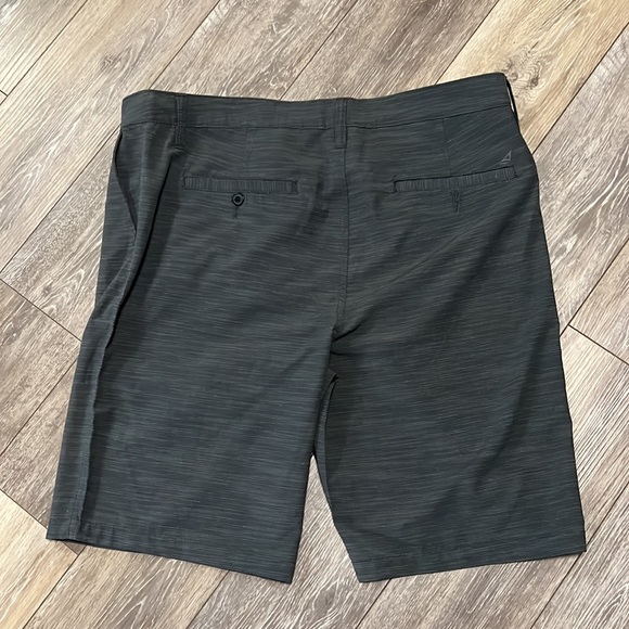 Atlantis Weathergear men’s shorts - Picture 3 of 6